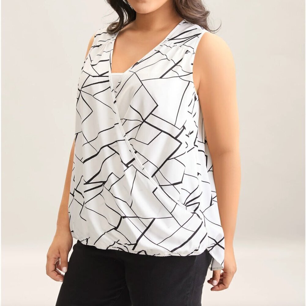 Bloomchic Abstract Print Wrap Curvy Hem Tank Top 26/4X - NWT